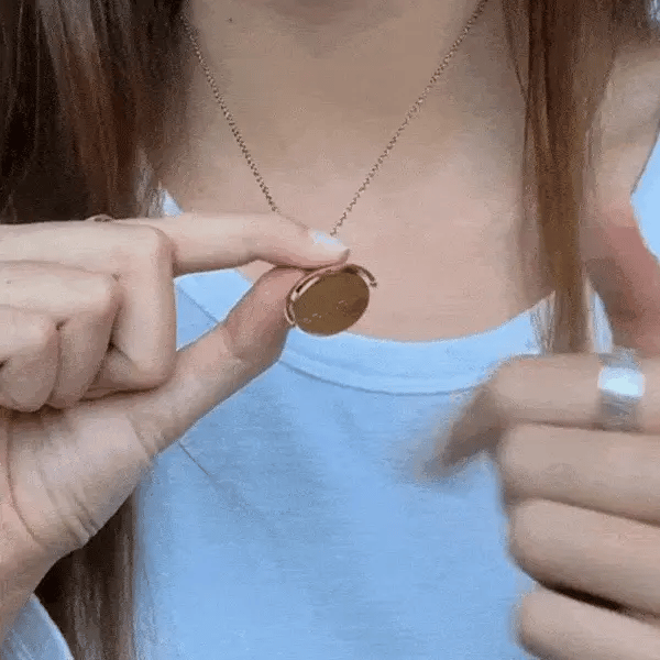 Spinning Anxiety Necklace "BREATHE" Optical Illusion